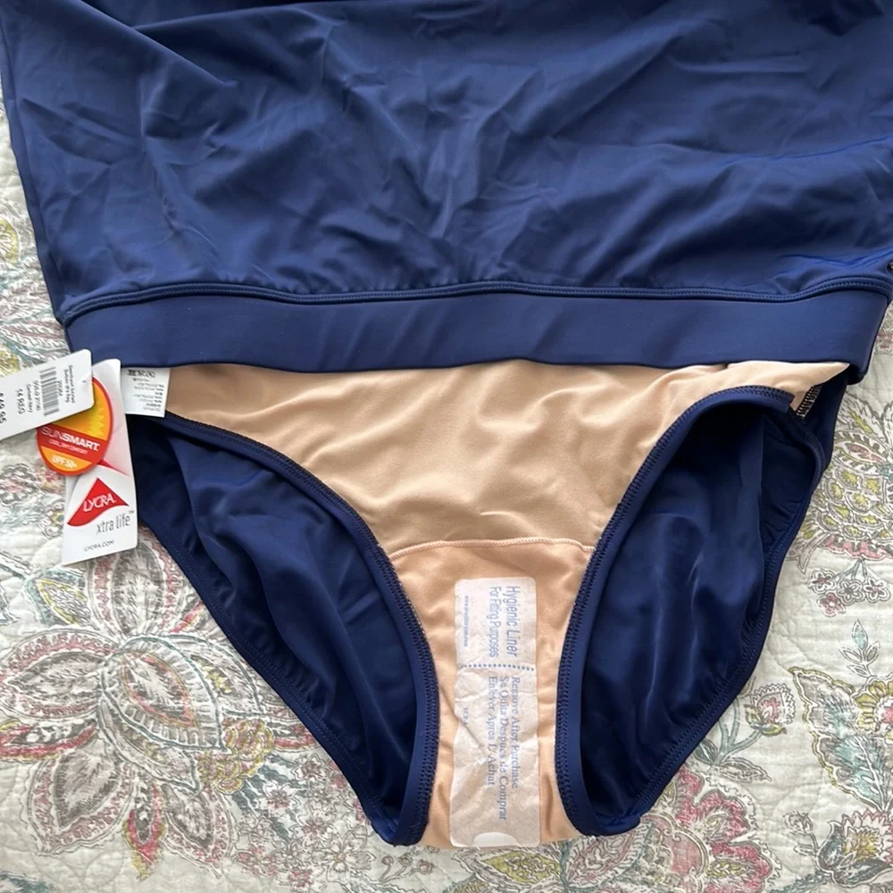 L.L.Bean Rustic blue vintage floral tankini with navy skirted bottom nwt size 14 - Picture 6 of 10